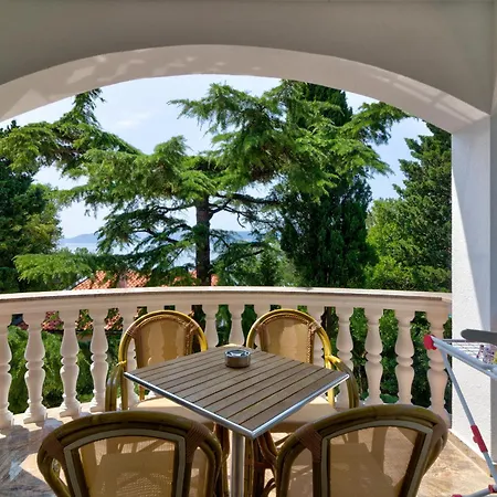 Apartmani Lili Novi Vinodolski Exterior photo